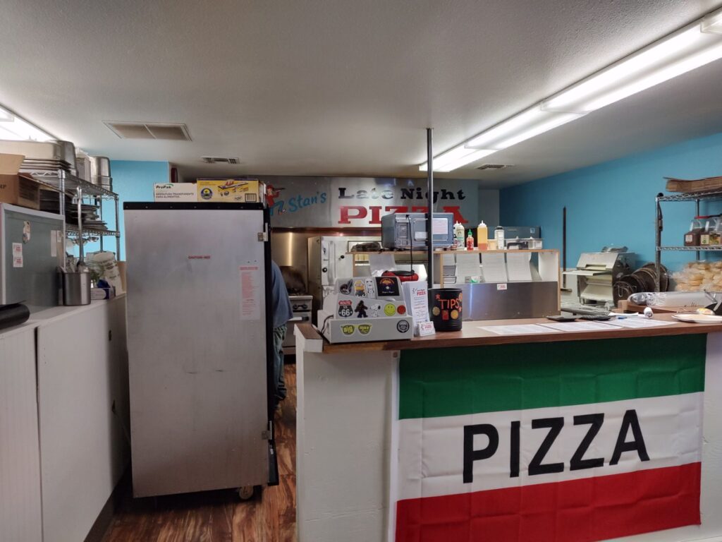 Stan\\\\\\\\\\\\\\\\\\\\\\\\\\\\\\\'s Late Night Pizza 6